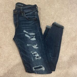 AMERICAN EAGLE DARK WASH JEANS